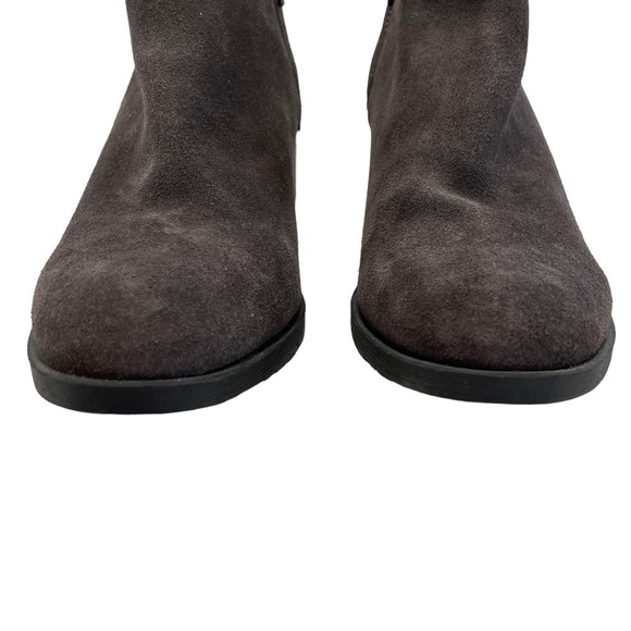 Kenneth Cole New York Dara Grey Geniune Suede Ankle Booties NWOT Size 7 - Picture 4 of 15